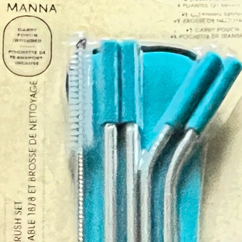 Manna Kitchen 6 Piece Reusable Straws Set